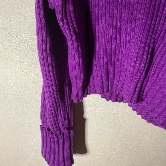 💕purple turtleneck💕 - Picture 2 of 5